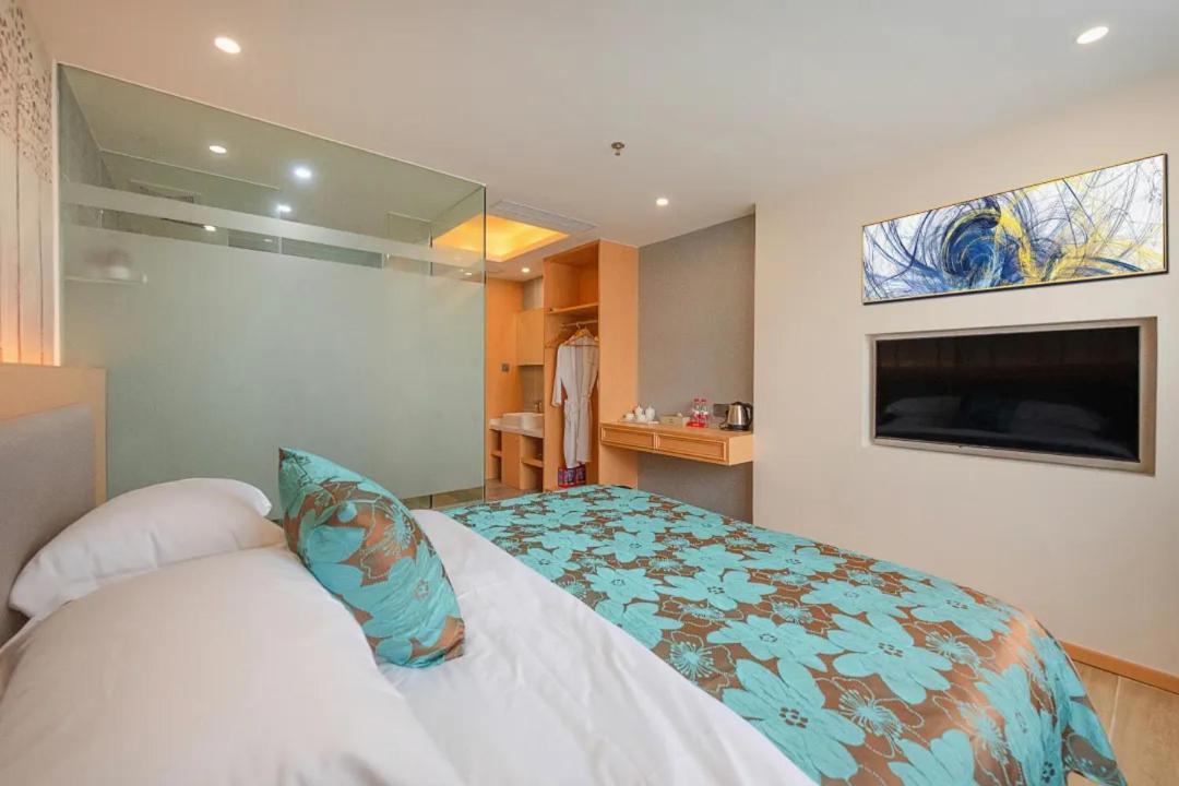 Hongxiang Hotel Kanton Zimmer foto